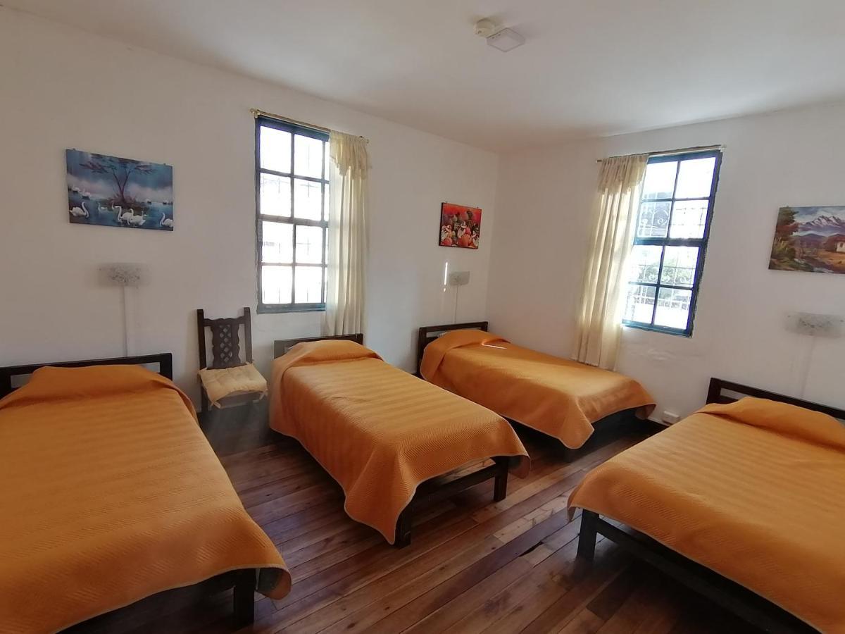 Galapagos Natural Life Hostel Quito Kültér fotó